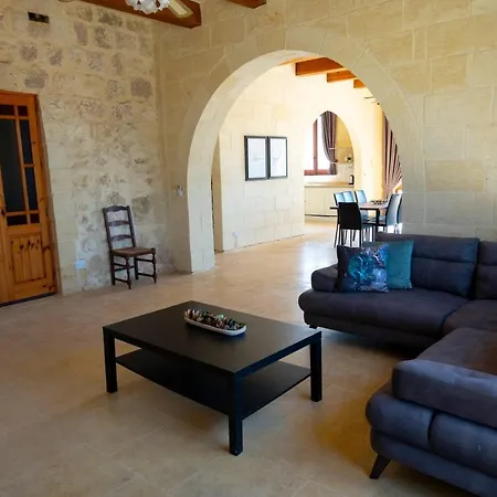 Villanirvana Villa Qala