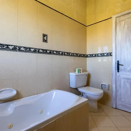 Villanirvana Villa *