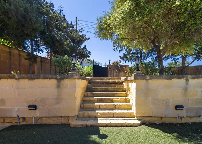 Villanirvana Villa Qala