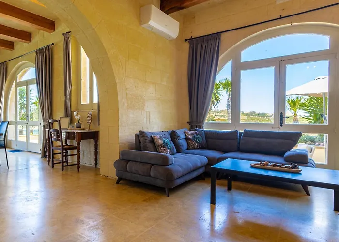 Villanirvana Villa Qala